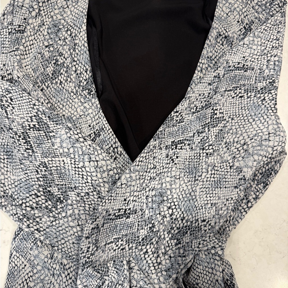 Gianni Bini  ALine wrap dress.  Size L